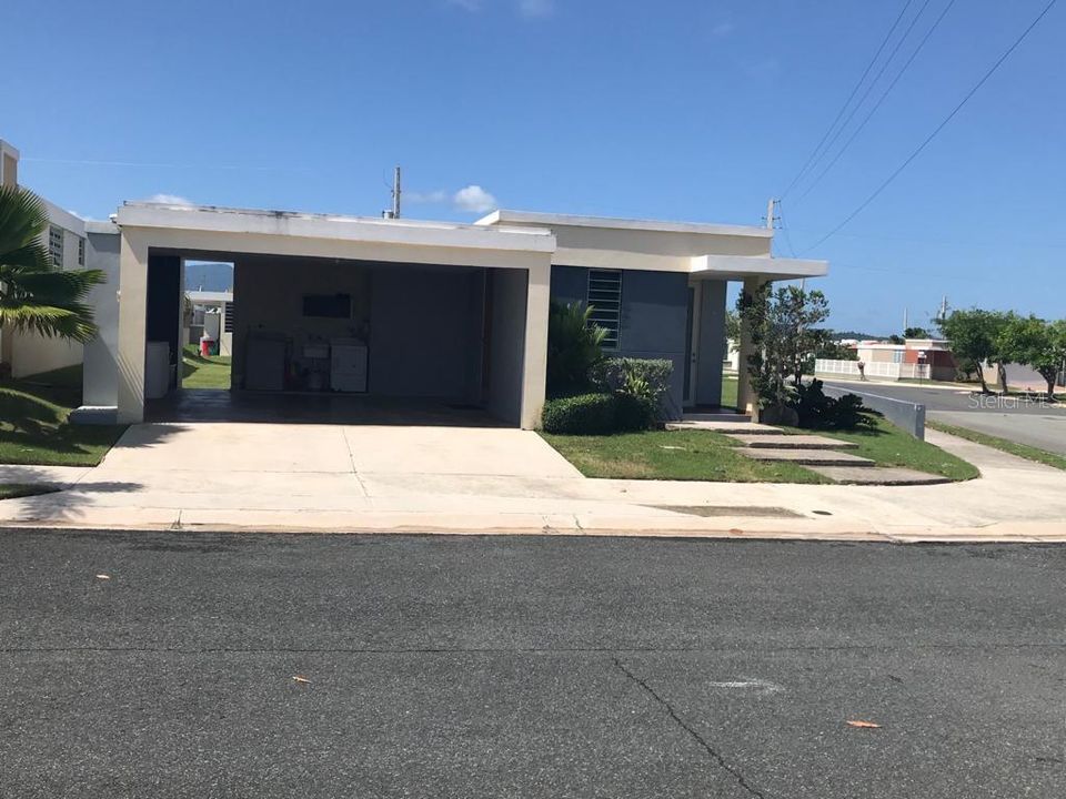 Recently Sold: $125,000 (3 beds, 2 baths, 1050 Square Feet)