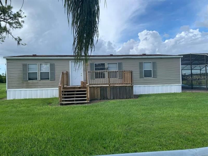 Recently Sold: $230,000 (3 beds, 2 baths, 1296 Square Feet)