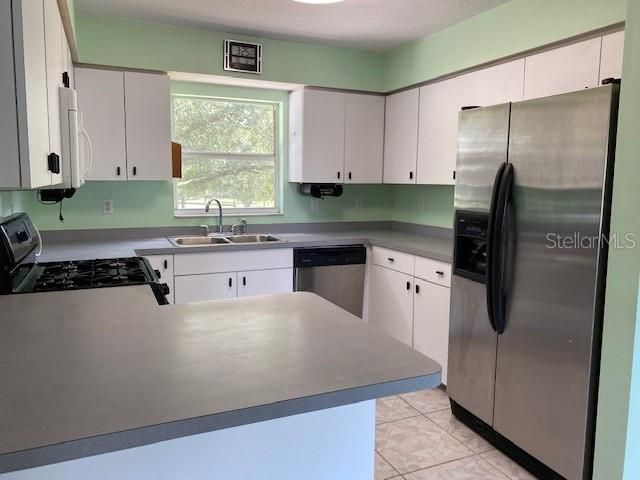 Recently Sold: $325,000 (2 beds, 2 baths, 1185 Square Feet)