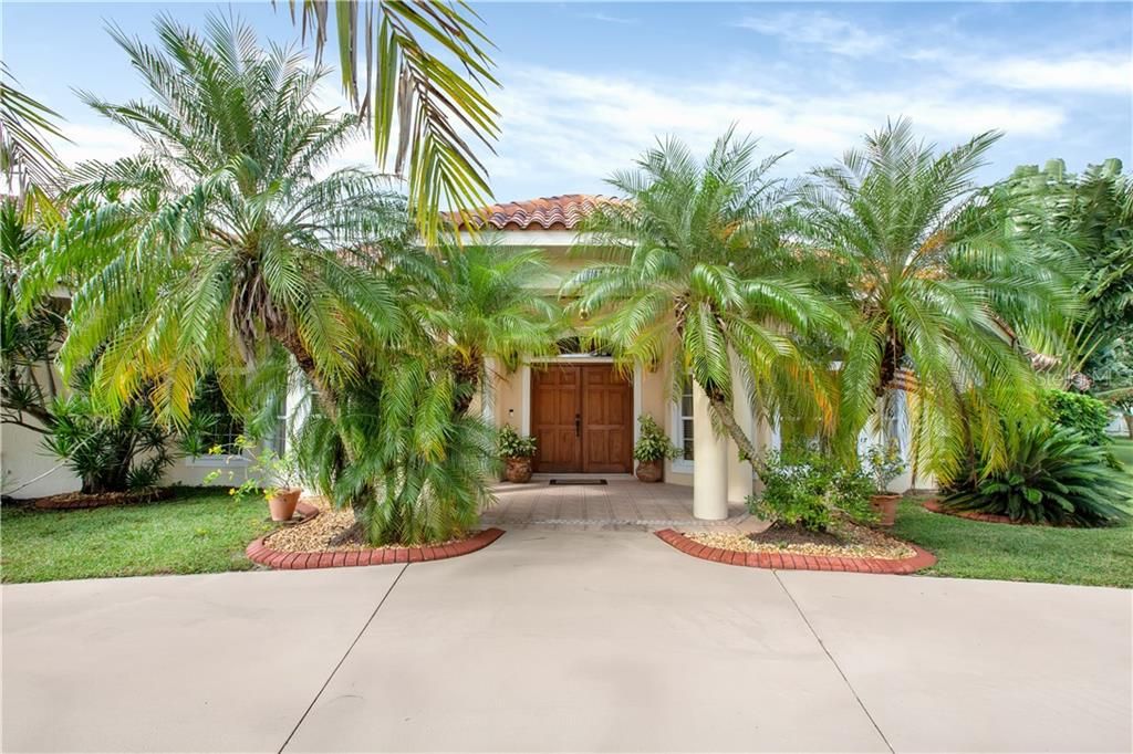 Recently Sold: $415,000 (4 beds, 3 baths, 2921 Square Feet)