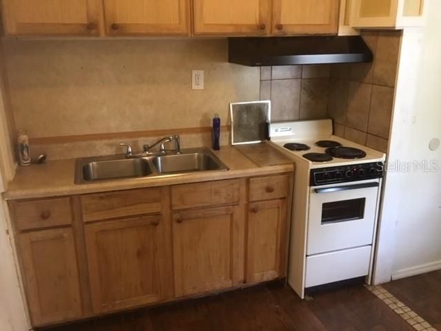 Recently Rented: $599 (1 beds, 1 baths, 333 Square Feet)
