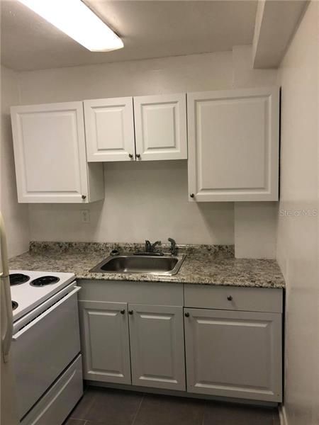 Recently Rented: $800 (1 beds, 1 baths, 5704 Square Feet)