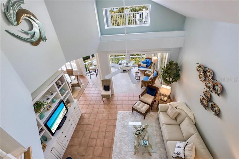 Recently Sold: $1,295,000 (3 beds, 3 baths, 2094 Square Feet)