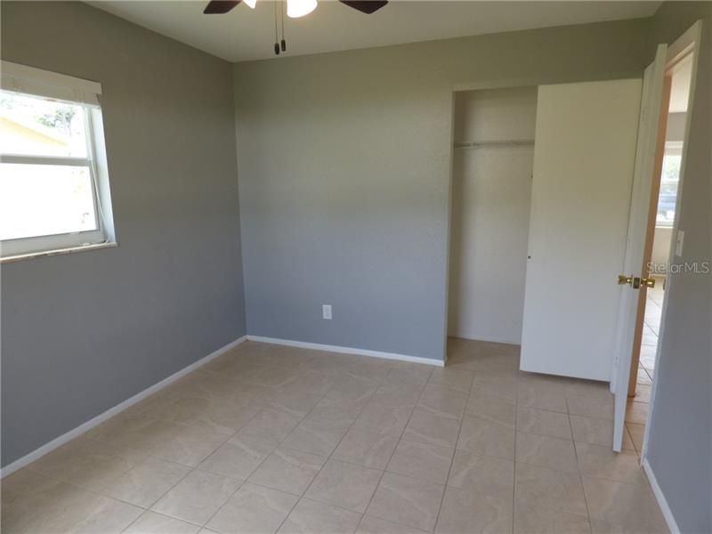 Recently Rented: $950 (2 beds, 1 baths, 742 Square Feet)