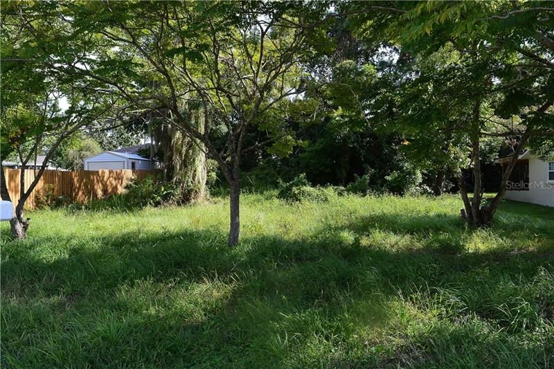 Vendido Recientemente: $8,900 (0.15 acres)