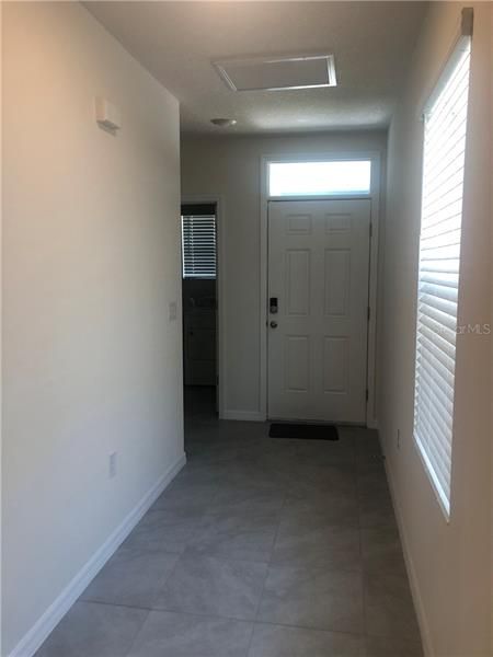 Recently Rented: $1,650 (3 beds, 2 baths, 1614 Square Feet)