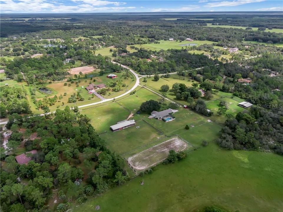 Vendido Recientemente: $485,000 (3 camas, 2 baños, 1977 Pies cuadrados)