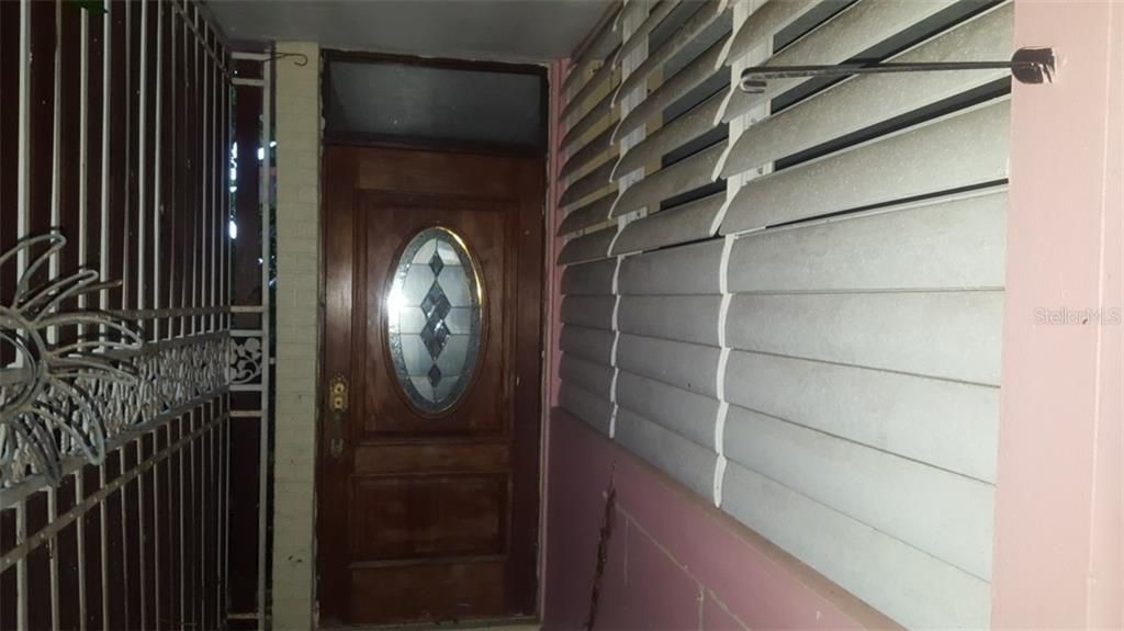 Vendido Recientemente: $64,000 (3 camas, 1 baños, 850 Pies cuadrados)