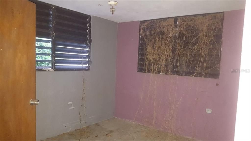 Vendido Recientemente: $64,000 (3 camas, 1 baños, 850 Pies cuadrados)