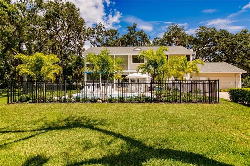 Recently Sold: $789,000 (4 beds, 3 baths, 2737 Square Feet)