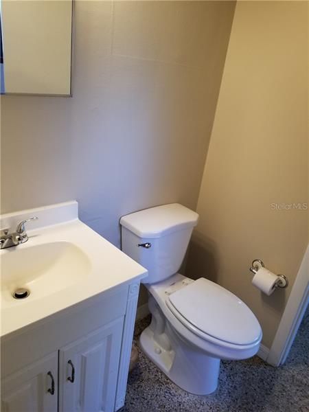 Recently Rented: $1,000 (2 beds, 1 baths, 774 Square Feet)