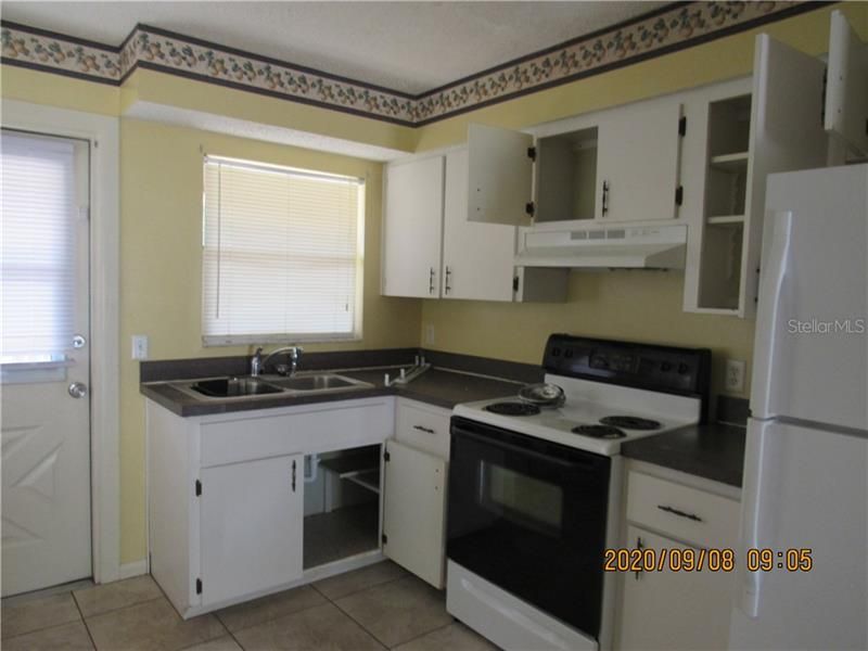 Recently Rented: $975 (2 beds, 1 baths, 1000 Square Feet)