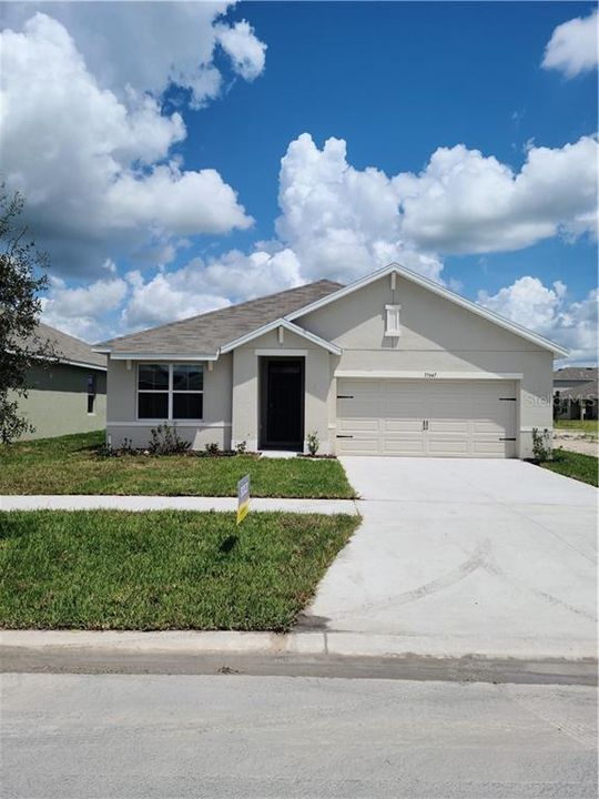 Recently Sold: $229,990 (3 beds, 2 baths, 1672 Square Feet)