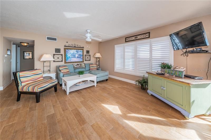 Recently Sold: $530,000 (2 beds, 2 baths, 1170 Square Feet)