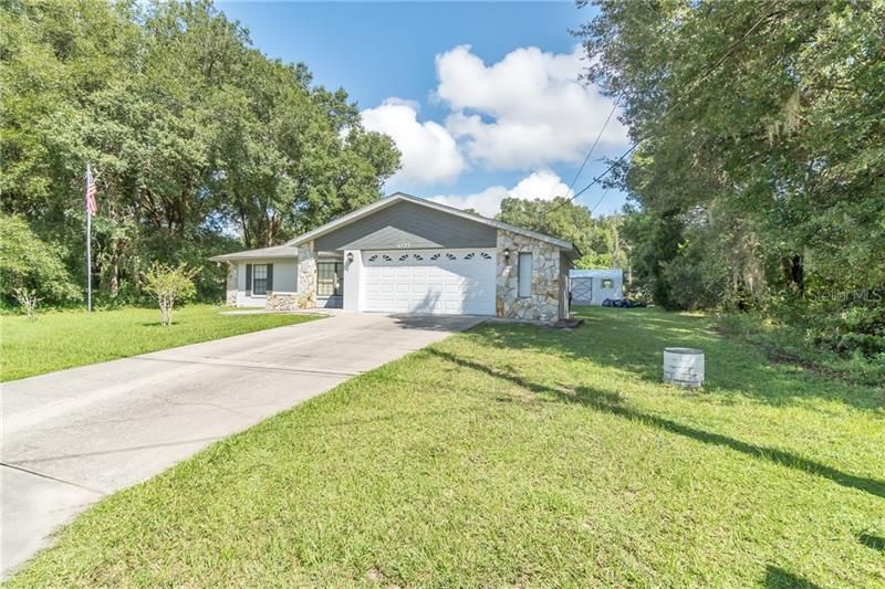 Recently Sold: $152,900 (2 beds, 2 baths, 1289 Square Feet)