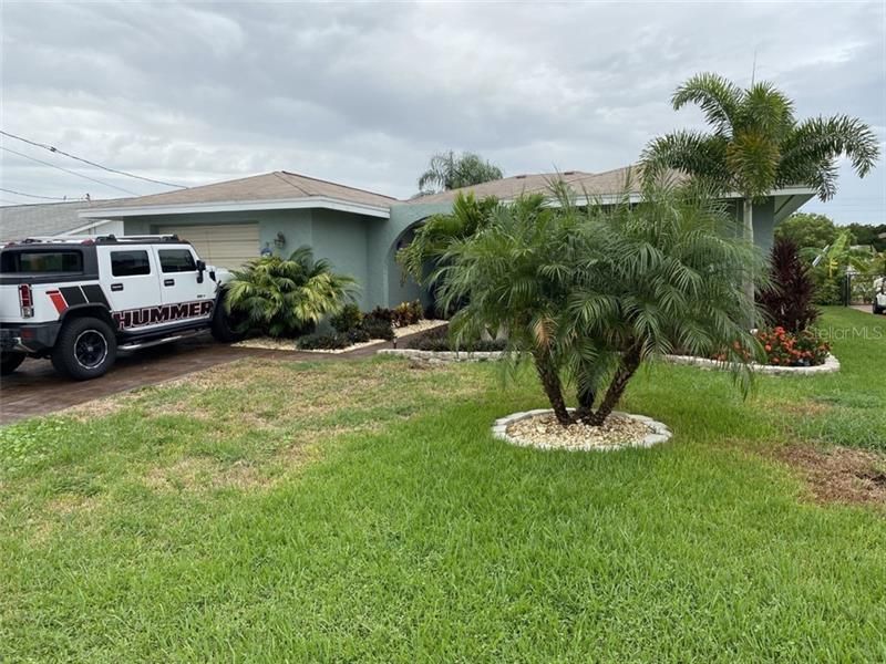 Recently Sold: $335,000 (3 beds, 2 baths, 1425 Square Feet)