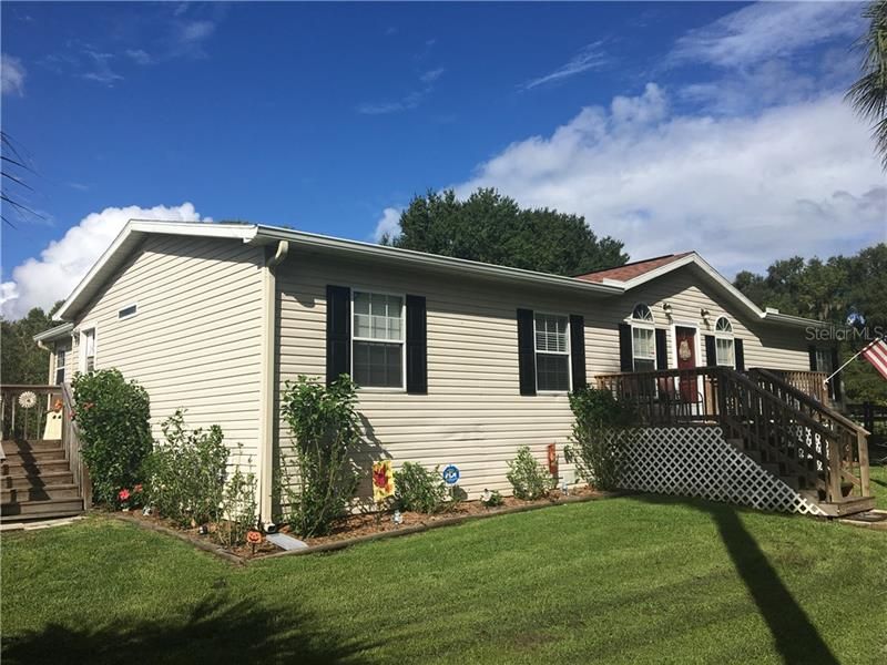 Recently Sold: $159,000 (3 beds, 2 baths, 1824 Square Feet)