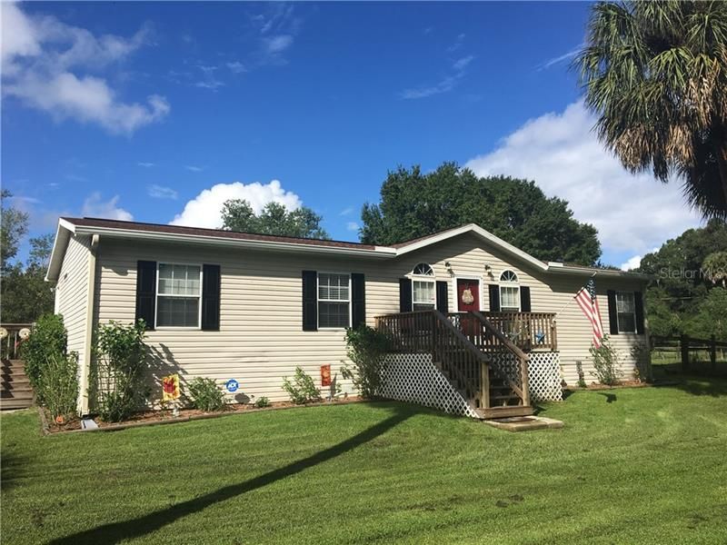 Recently Sold: $159,000 (3 beds, 2 baths, 1824 Square Feet)