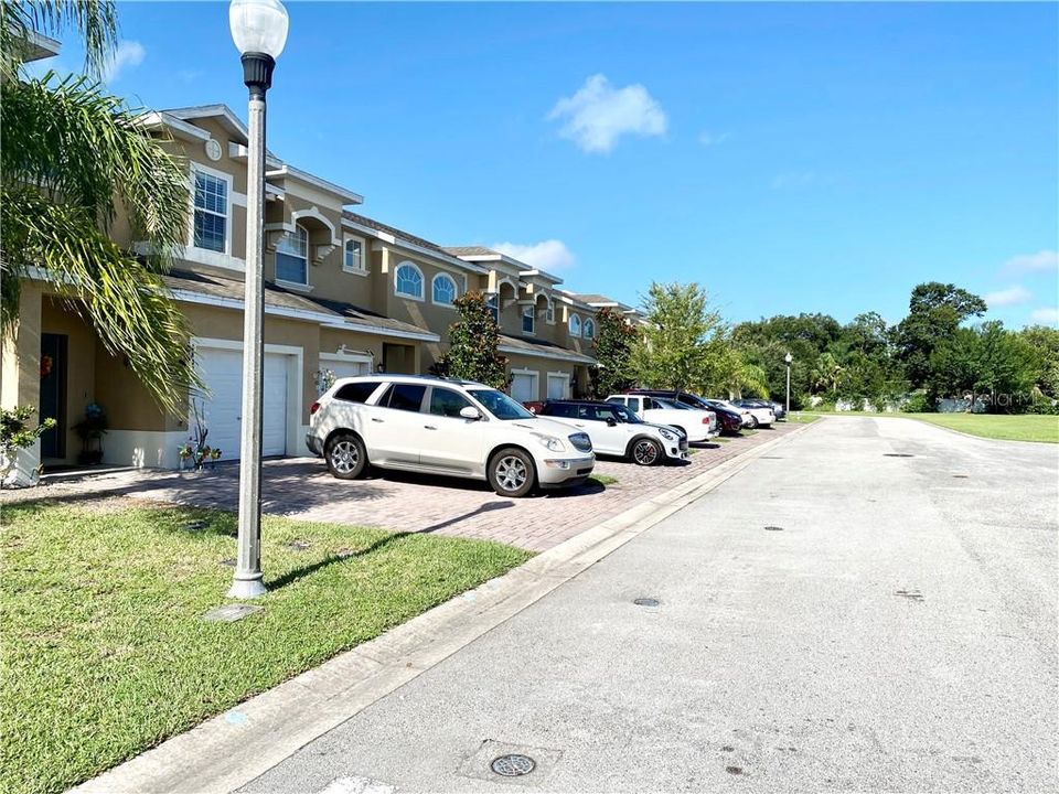 Recently Sold: $1,275,000 (3 beds, 2 baths, 1715 Square Feet)