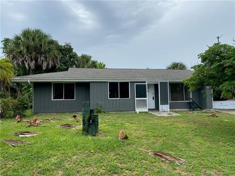 Recently Sold: $79,900 (3 beds, 2 baths, 1367 Square Feet)