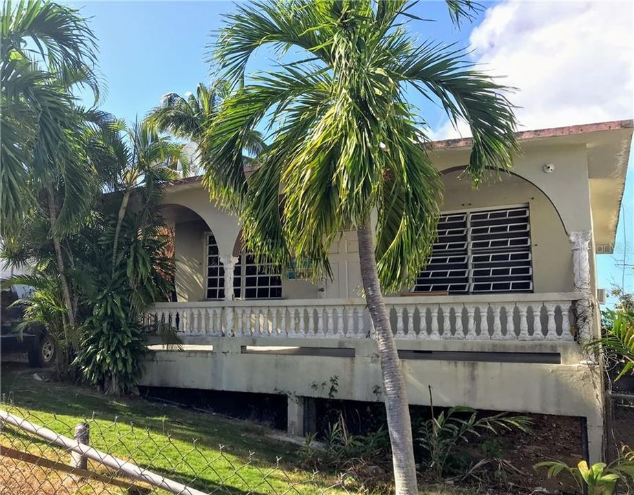 Recently Sold: $110,000 (2 beds, 1 baths, 840 Square Feet)