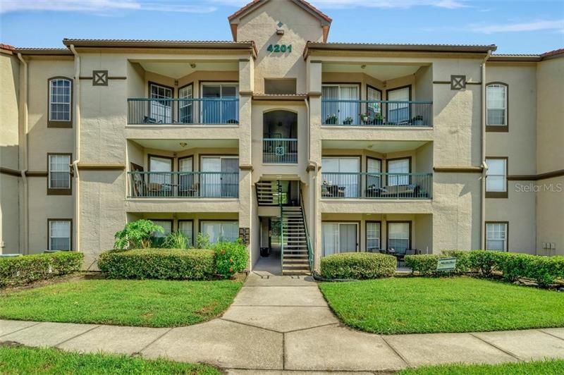 Recently Sold: $115,900 (1 beds, 1 baths, 792 Square Feet)