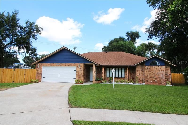 Recently Sold: $329,900 (4 beds, 2 baths, 2041 Square Feet)