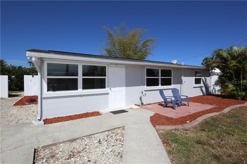 Recently Sold: $249,000 (2 beds, 2 baths, 1092 Square Feet)