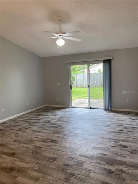 Recently Rented: $1,450 (3 beds, 2 baths, 1267 Square Feet)