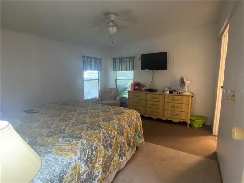Recently Sold: $65,500 (2 beds, 2 baths, 1002 Square Feet)