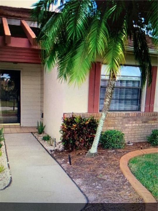 Vendido Recientemente: $220,000 (2 camas, 2 baños, 1078 Pies cuadrados)