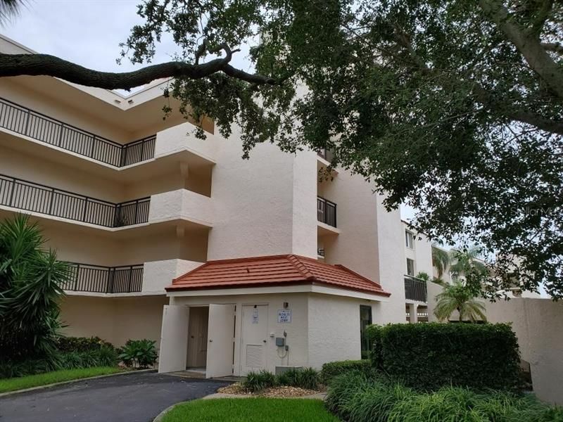 Recently Sold: $392,500 (2 beds, 2 baths, 1320 Square Feet)