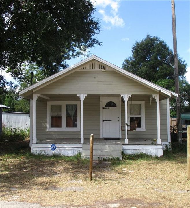 Recently Sold: $70,000 (3 beds, 1 baths, 1104 Square Feet)