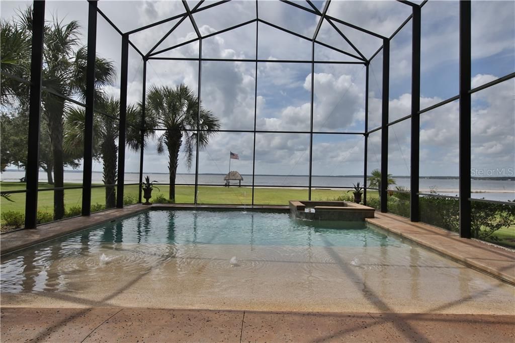 Beach Entry Heated Saltwater Pool with Jacuzzi