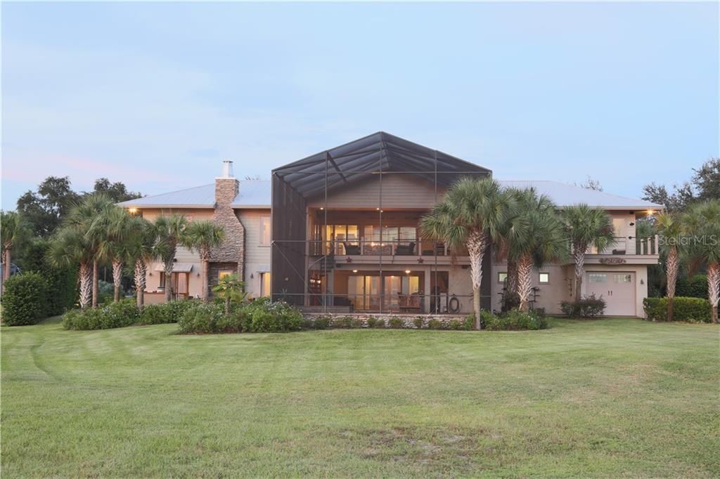 Recently Sold: $1,290,000 (4 beds, 3 baths, 3910 Square Feet)