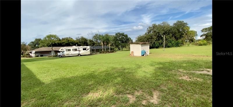 Recently Sold: $470,000 (3 beds, 2 baths, 2517 Square Feet)