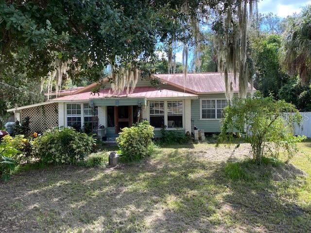 Recently Sold: $89,000 (3 beds, 2 baths, 1797 Square Feet)