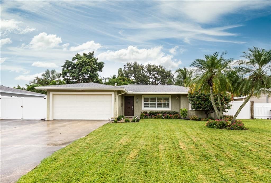 Vendido Recientemente: $389,000 (2 camas, 2 baños, 1291 Pies cuadrados)