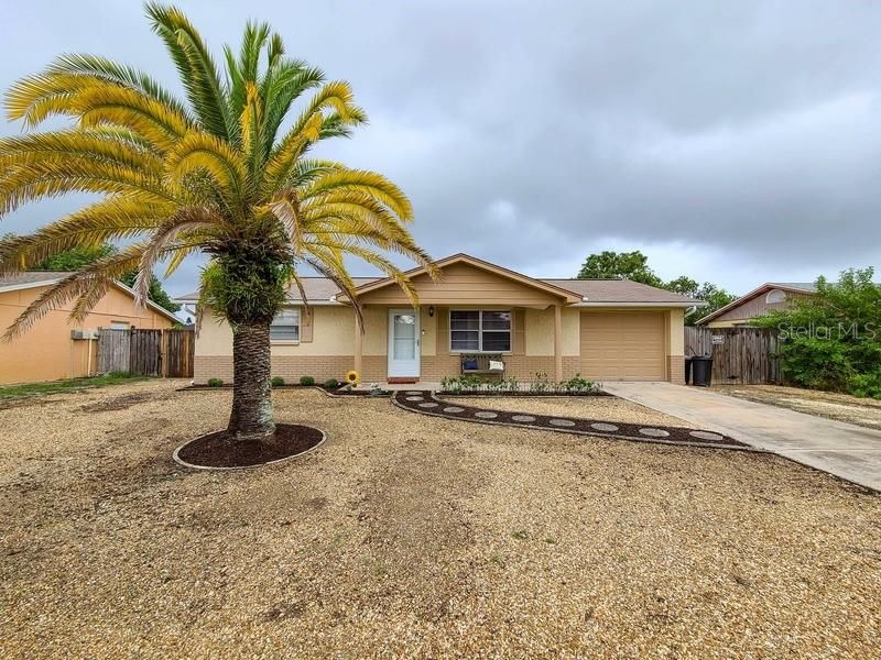 Recently Sold: $139,900 (3 beds, 1 baths, 984 Square Feet)