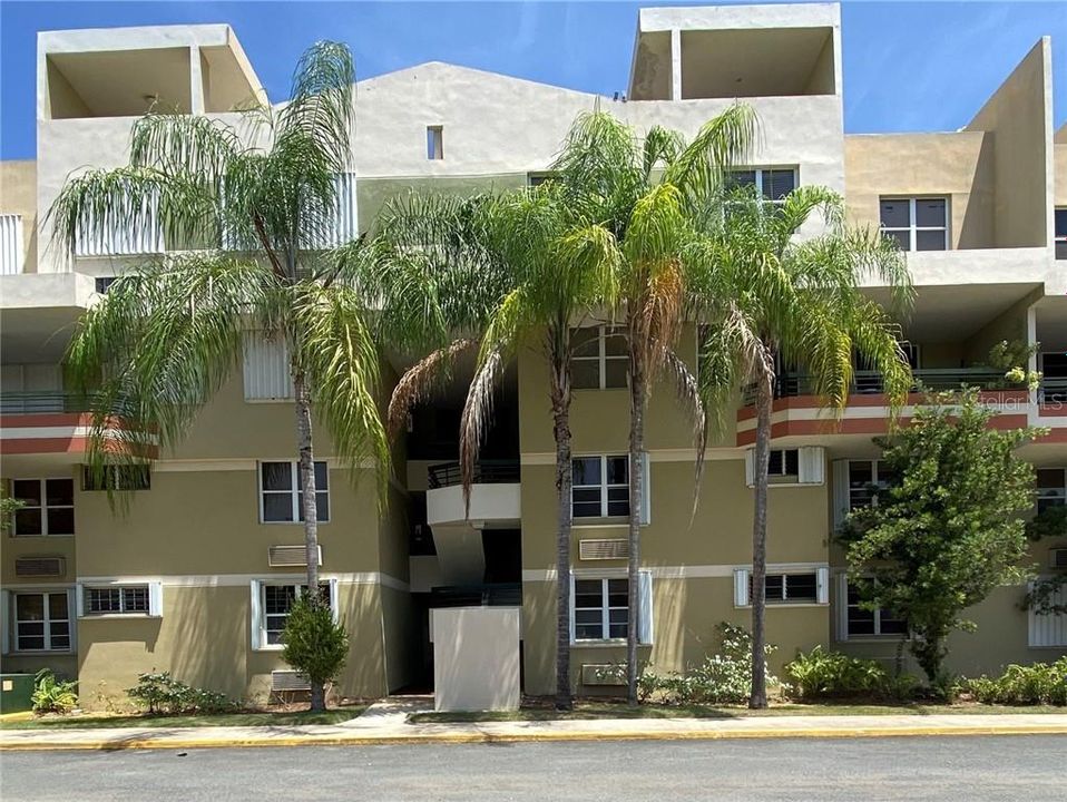 Vendido Recientemente: $225,000 (3 camas, 2 baños, 1721 Pies cuadrados)