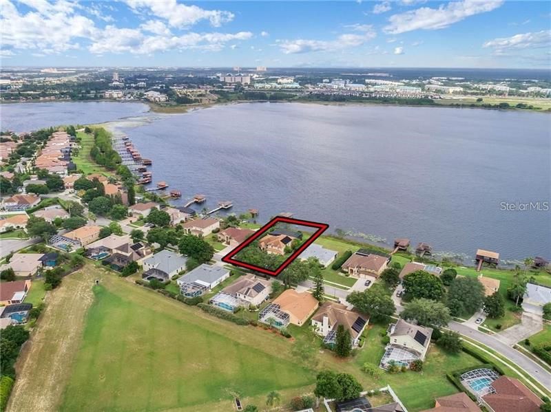 Recently Sold: $840,000 (5 beds, 3 baths, 3406 Square Feet)