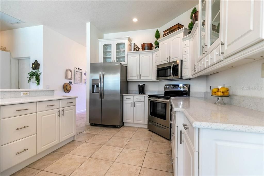 Recently Sold: $639,000 (5 beds, 3 baths, 3417 Square Feet)