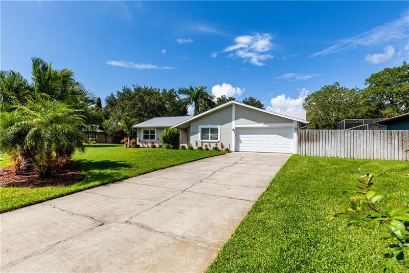 Vendido Recientemente: $529,000 (4 camas, 2 baños, 1928 Pies cuadrados)