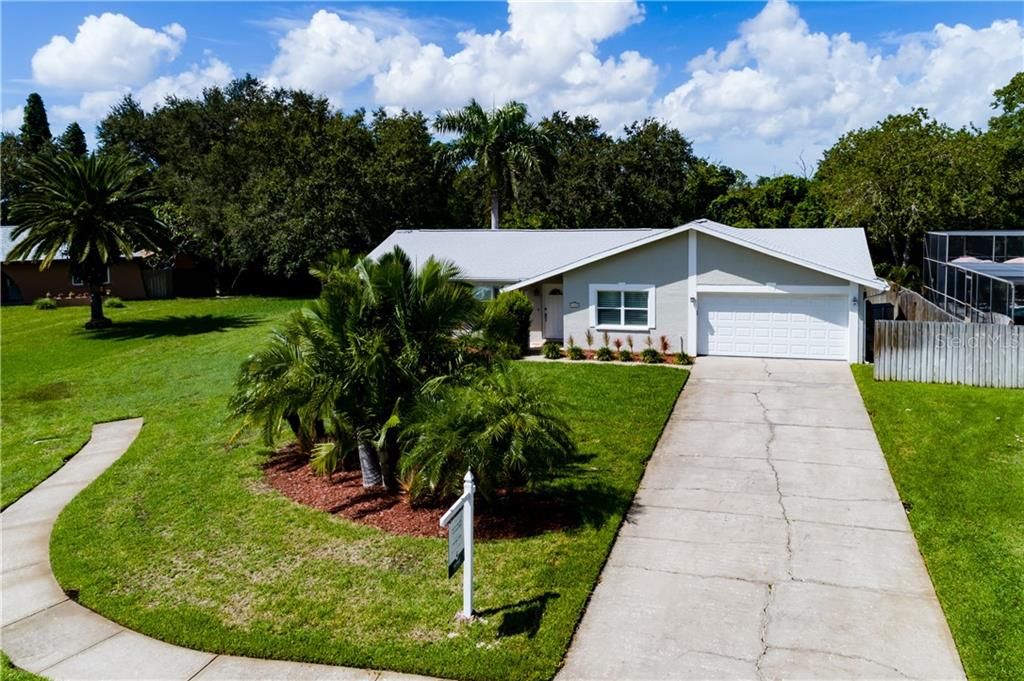 Vendido Recientemente: $529,000 (4 camas, 2 baños, 1928 Pies cuadrados)