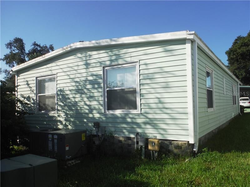 Recently Sold: $99,900 (2 beds, 2 baths, 1008 Square Feet)
