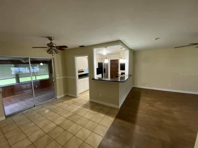 Recently Rented: $1,275 (2 beds, 2 baths, 1112 Square Feet)