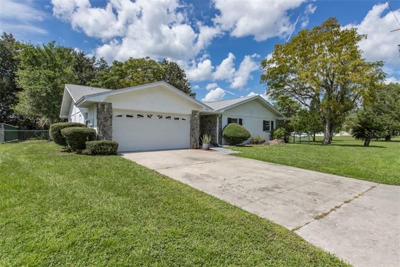 Recently Sold: $189,500 (3 beds, 2 baths, 1847 Square Feet)