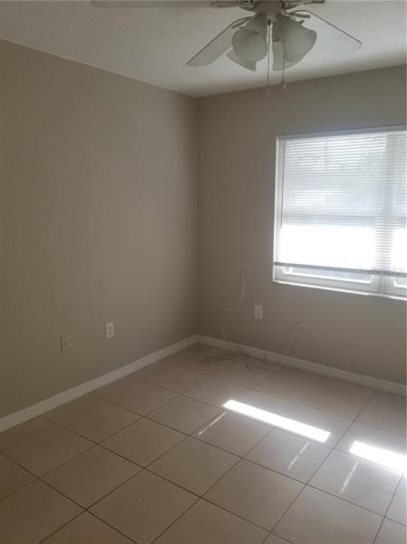 Recently Rented: $1,100 (2 beds, 2 baths, 900 Square Feet)