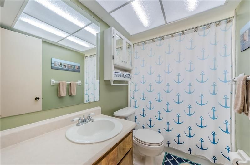 Недавно продано: $350,000 (3 спален, 2 ванн, 1519 Квадратных фут)