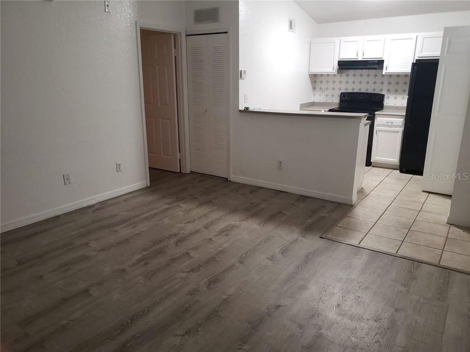 Recently Rented: $1,025 (1 beds, 1 baths, 558 Square Feet)